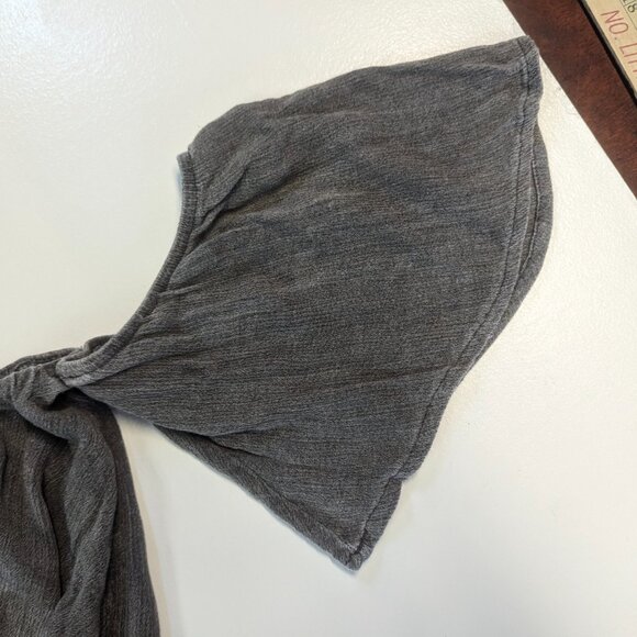 Cherish Size Large Off-Shoulder Gray Tie-Front - Picture 12 of 16